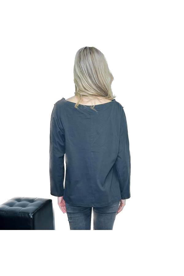 TOP WITH OPENINGS