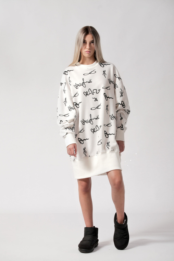 Sweatshirt dress